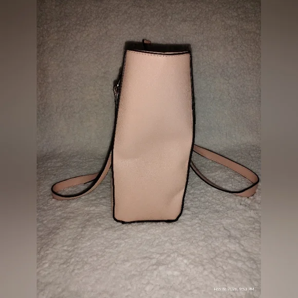 (UNBRANDED) PALE MAUVE MEDIUM TOTE - Picture 9 of 11
